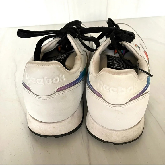 Reebok Classic Sneakers Pride special edition  "All‎ Types of Love" 9 - Picture 5 of 8